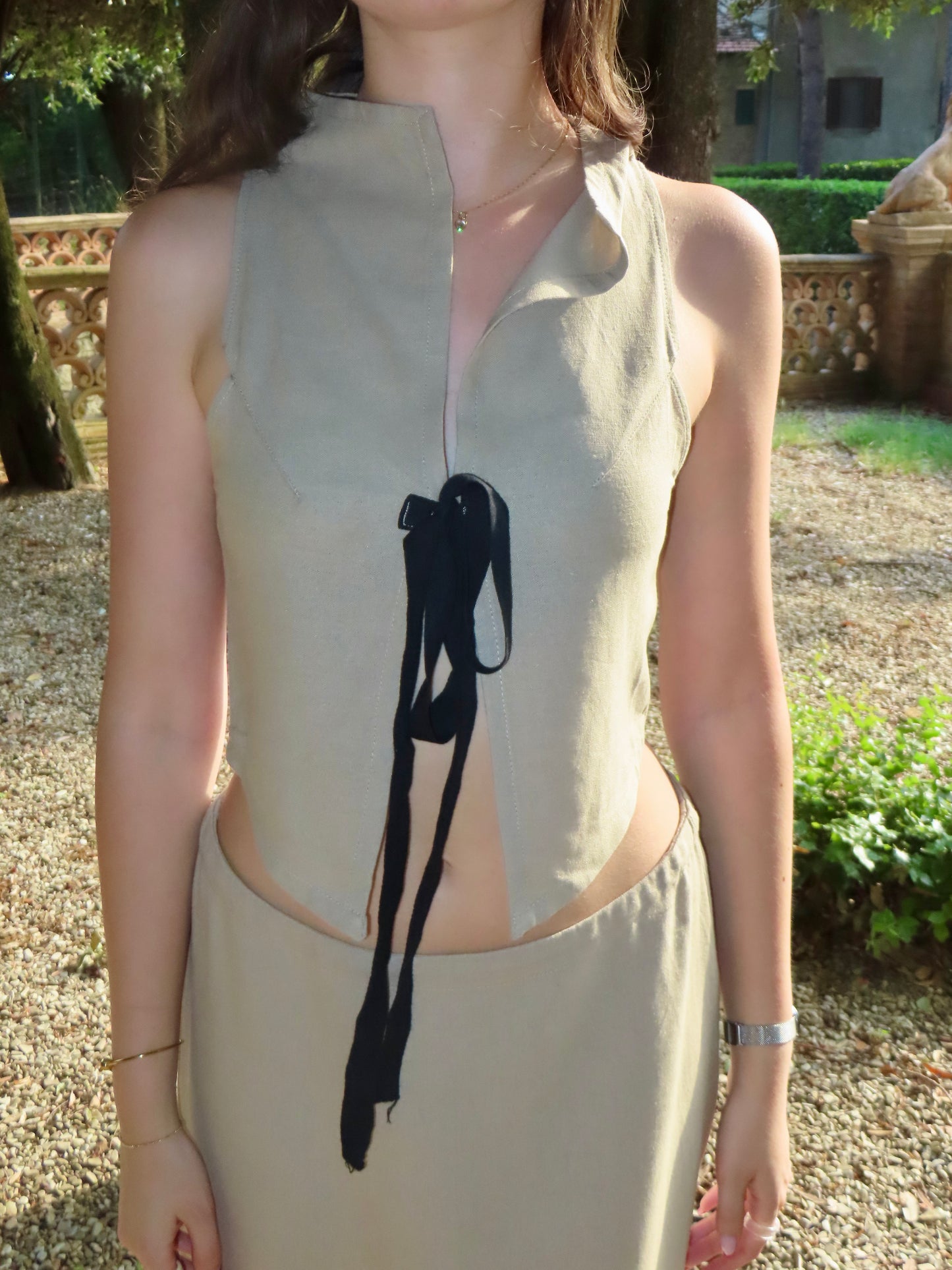 Linen Bow Top