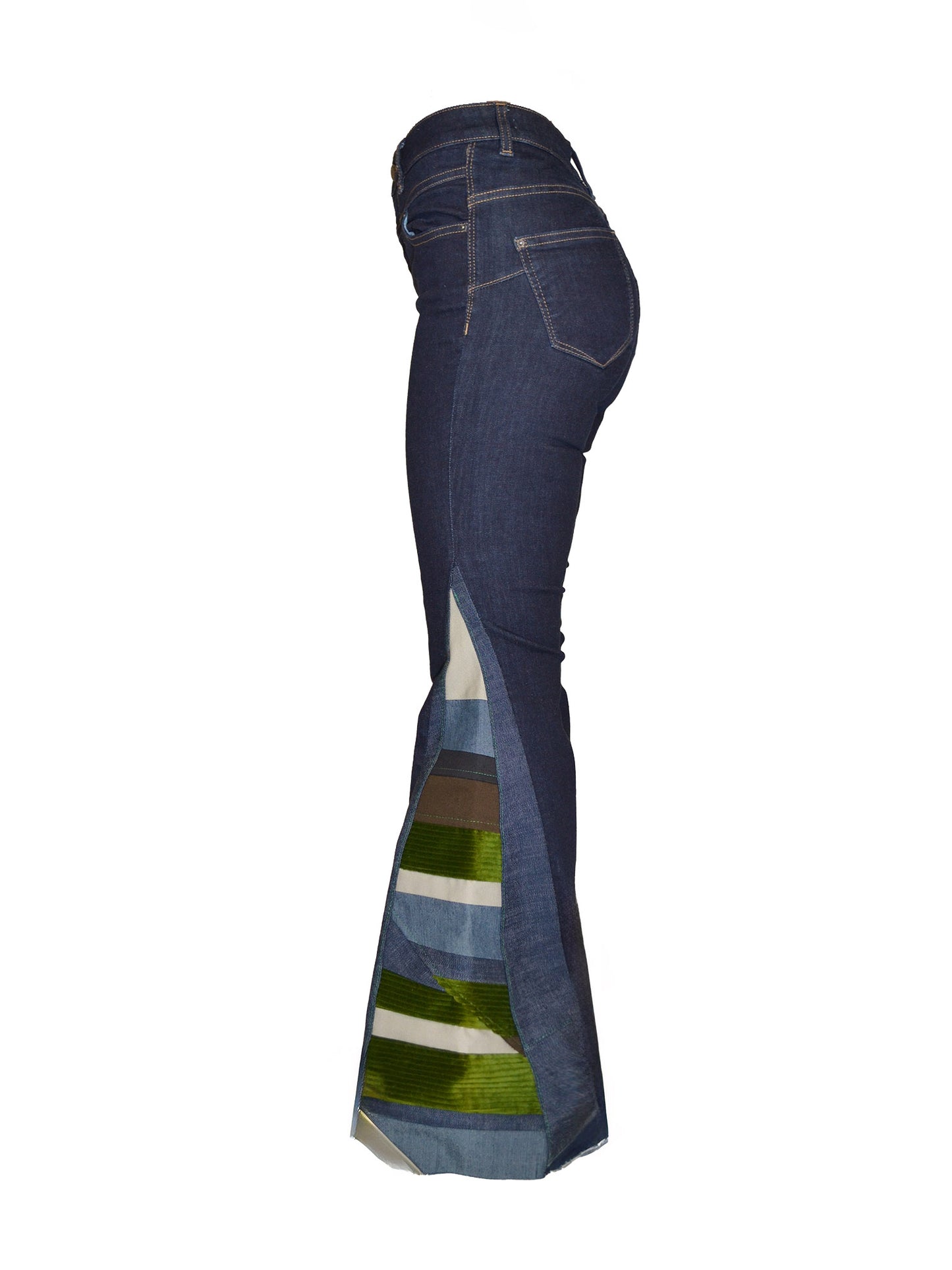 GREEN FLARED JEAN 02